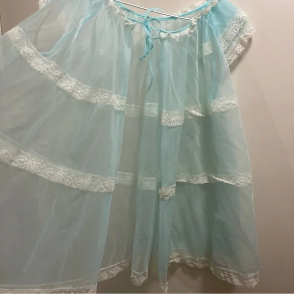 Vintage 60s short n Sweet 2 pc. Over Robe and bralette Rare sheer lace ties S/M